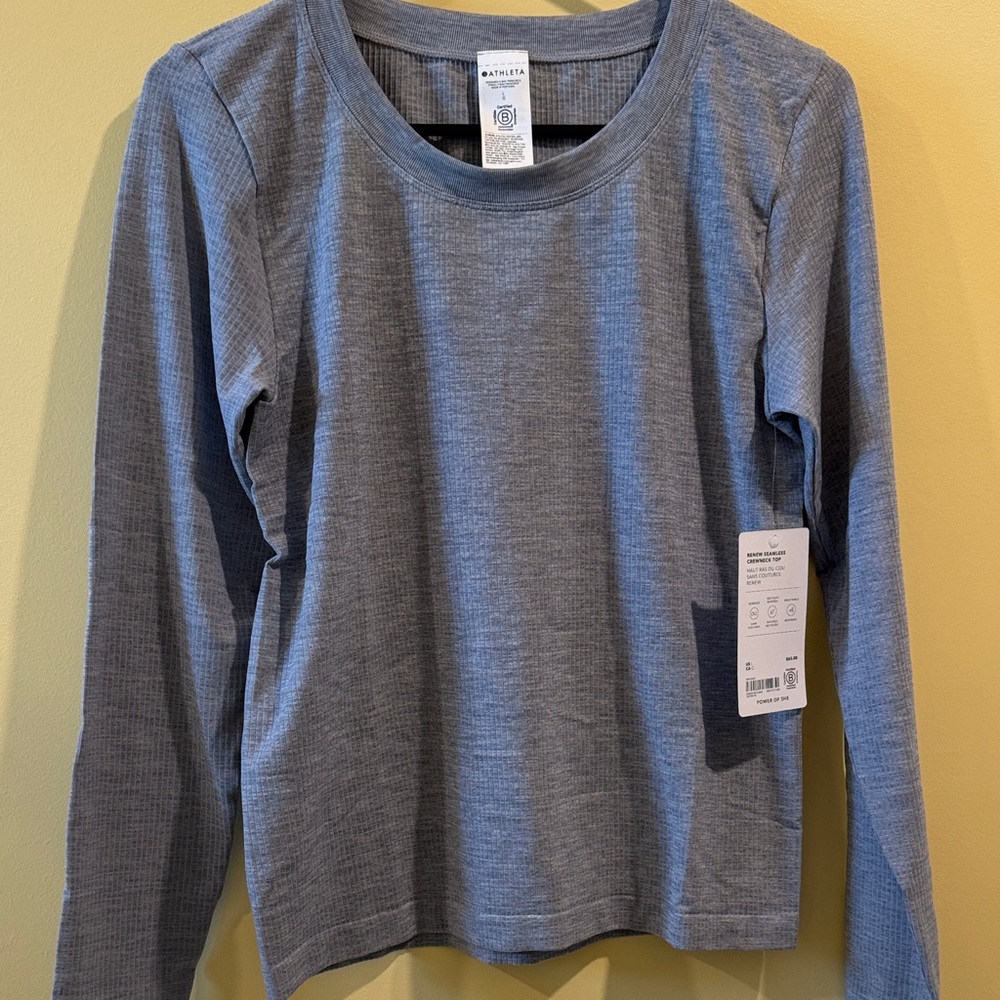 Athleta Gray Long Sleeve Tee